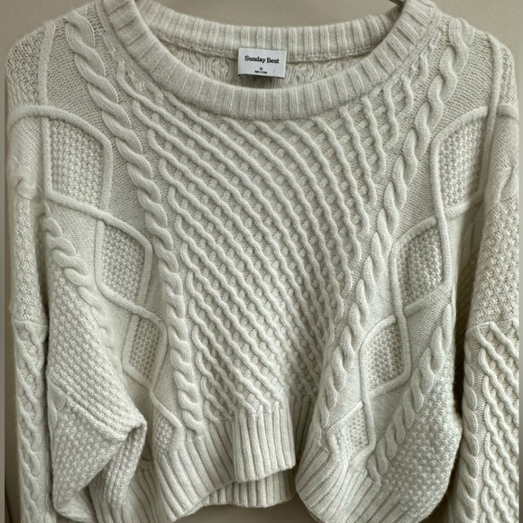 Aritzia Sweaters - Aritzia Sundays Best Chunky Cropped Sweater